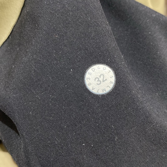 Men’s Lululemon shorts golf - Picture 4 of 4